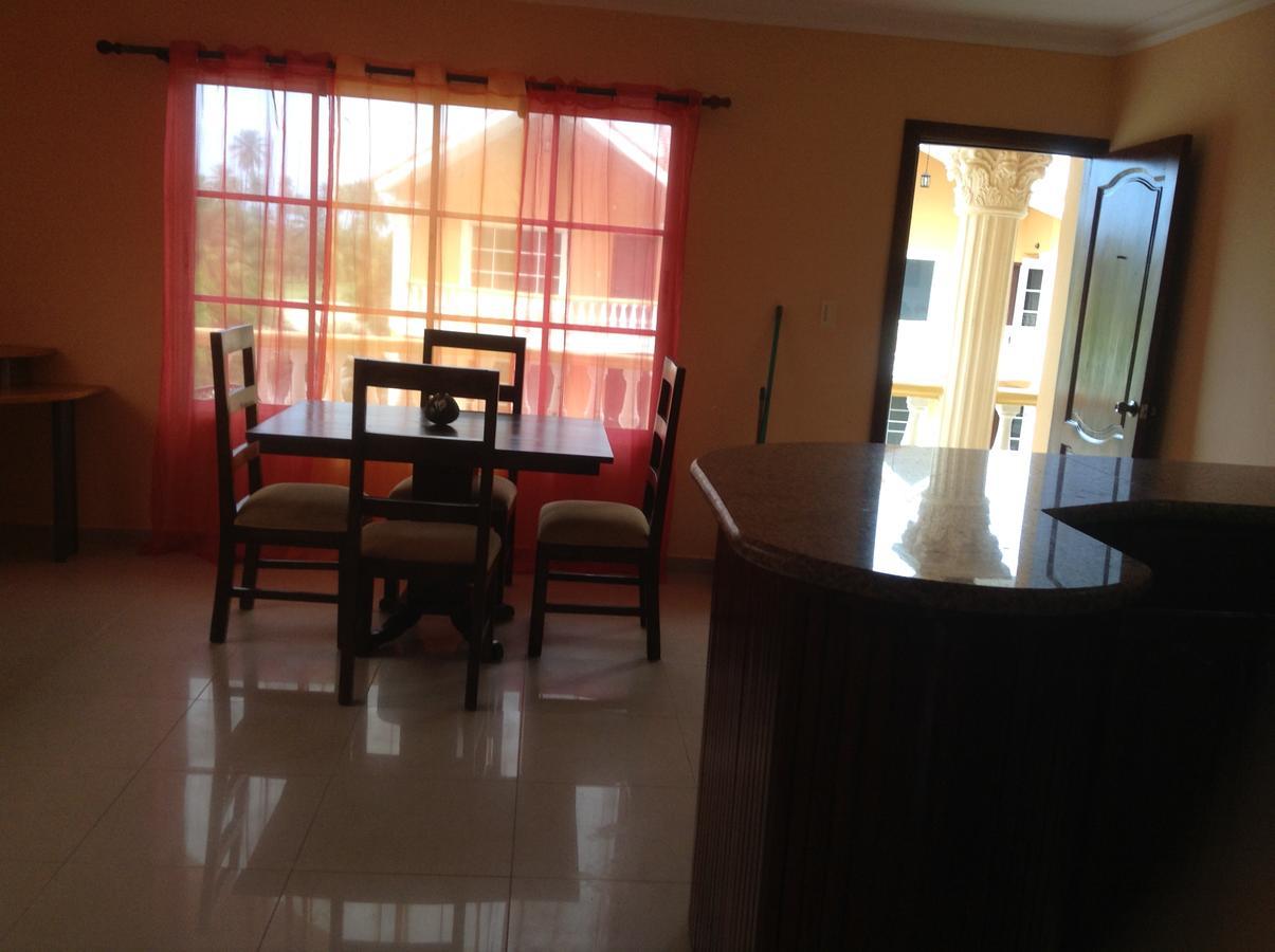 White Sands Shared Bed & Breakfast
